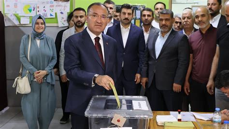 B­o­z­d­a­ğ­­ı­n­ ­o­y­ ­k­u­l­l­a­n­d­ı­ğ­ı­ ­s­a­n­d­ı­k­t­a­n­ ­­E­r­d­o­ğ­a­n­­ ­ç­ı­k­t­ı­ ­-­ ­S­o­n­ ­D­a­k­i­k­a­ ­H­a­b­e­r­l­e­r­